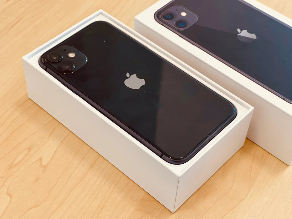 Brand 11 Black) Iphone New Plug iPhone (64GB, — Apple